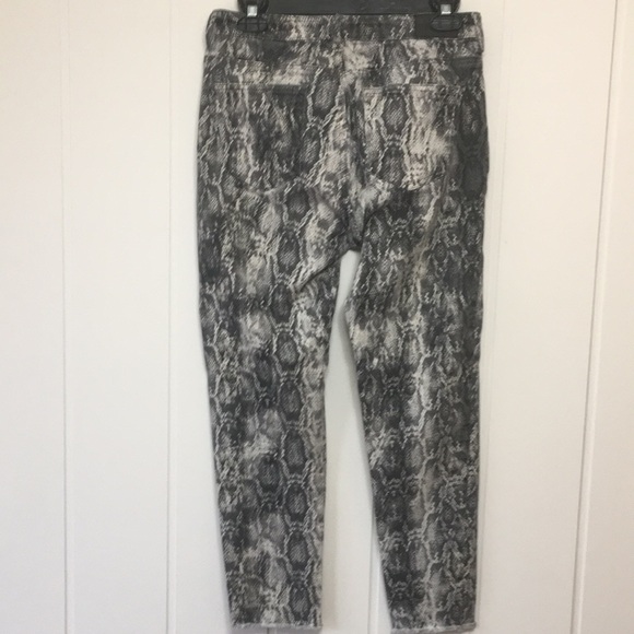 Zara ladies jean - Picture 7 of 8